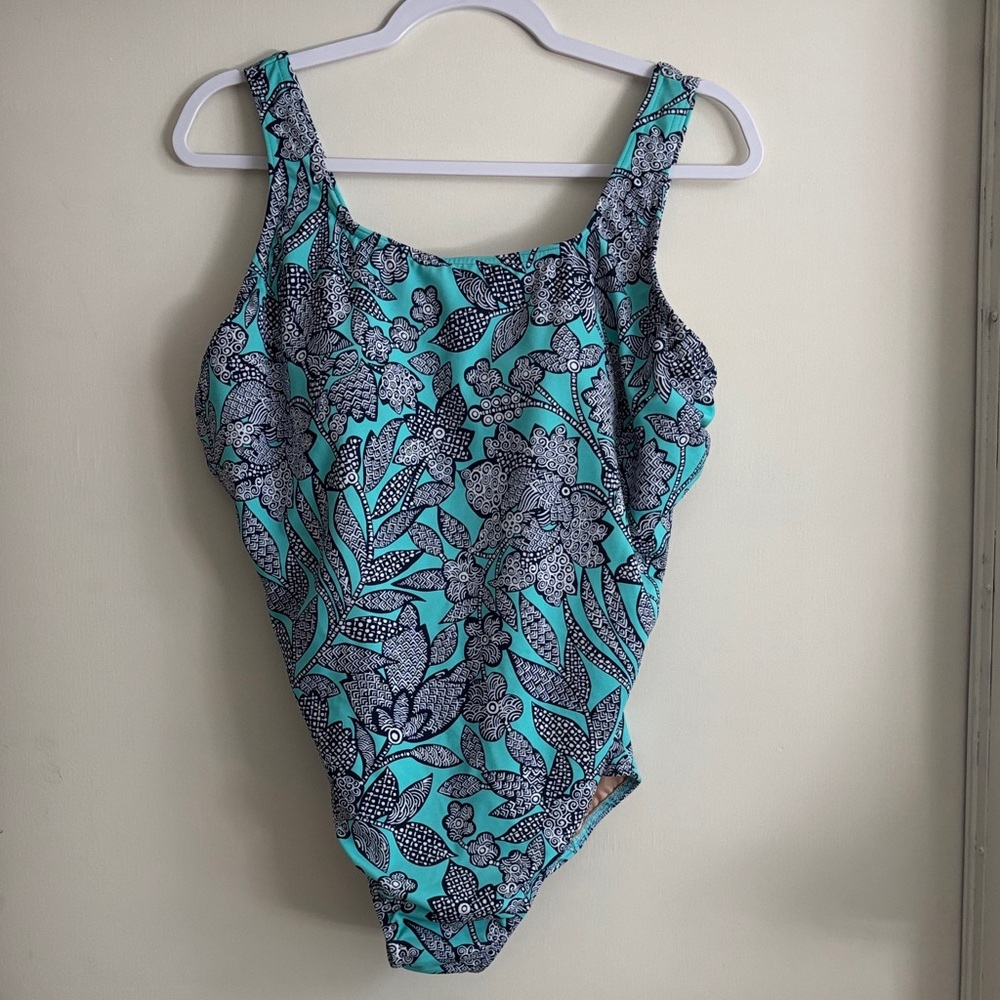 New Lands’ End 18W One-Piece teal, navy, and white padded floral design Swimsuit